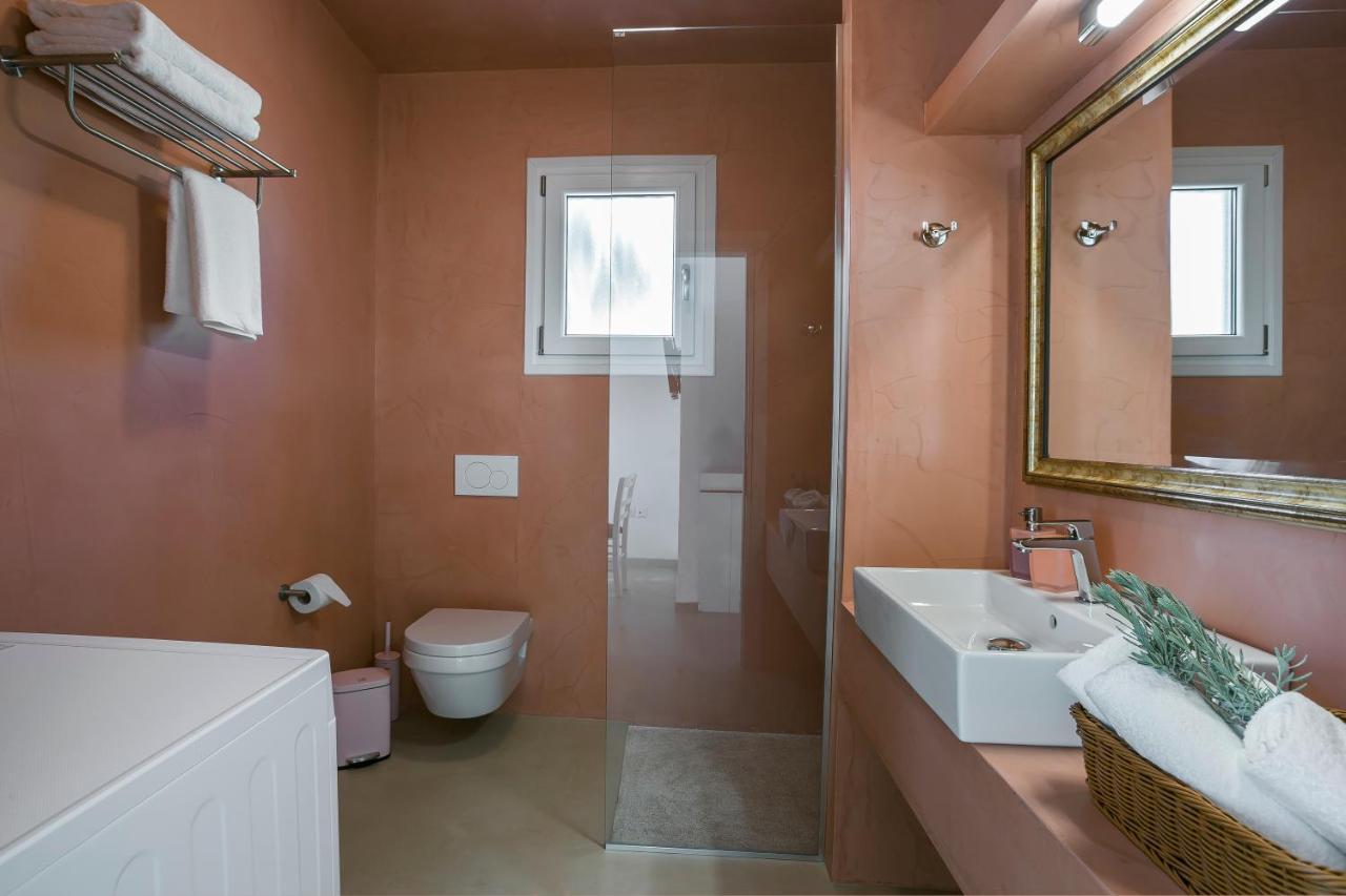 Apollonides Seafront Villa1 Aoede リクスリオン エクステリア 写真